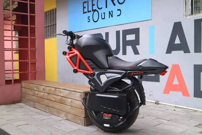 An application scenario or product detail of 1 wheel scooter - Image 23