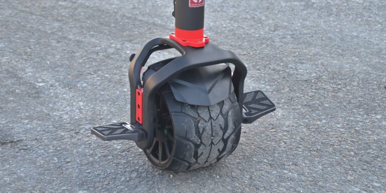 Featured image for the 1 wheel scooter guide