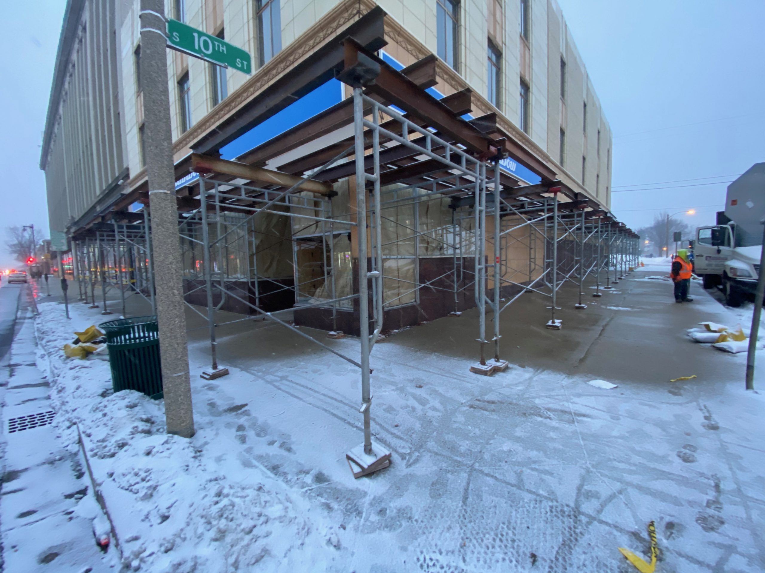 An application scenario or product detail of 10600 w mitchel st - Image 1