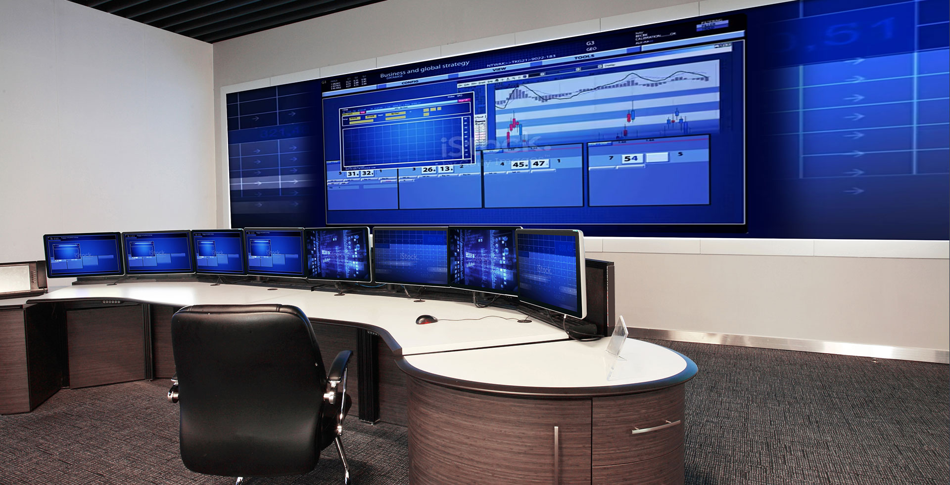 An application scenario or product detail of 200 inch tv - Image 6