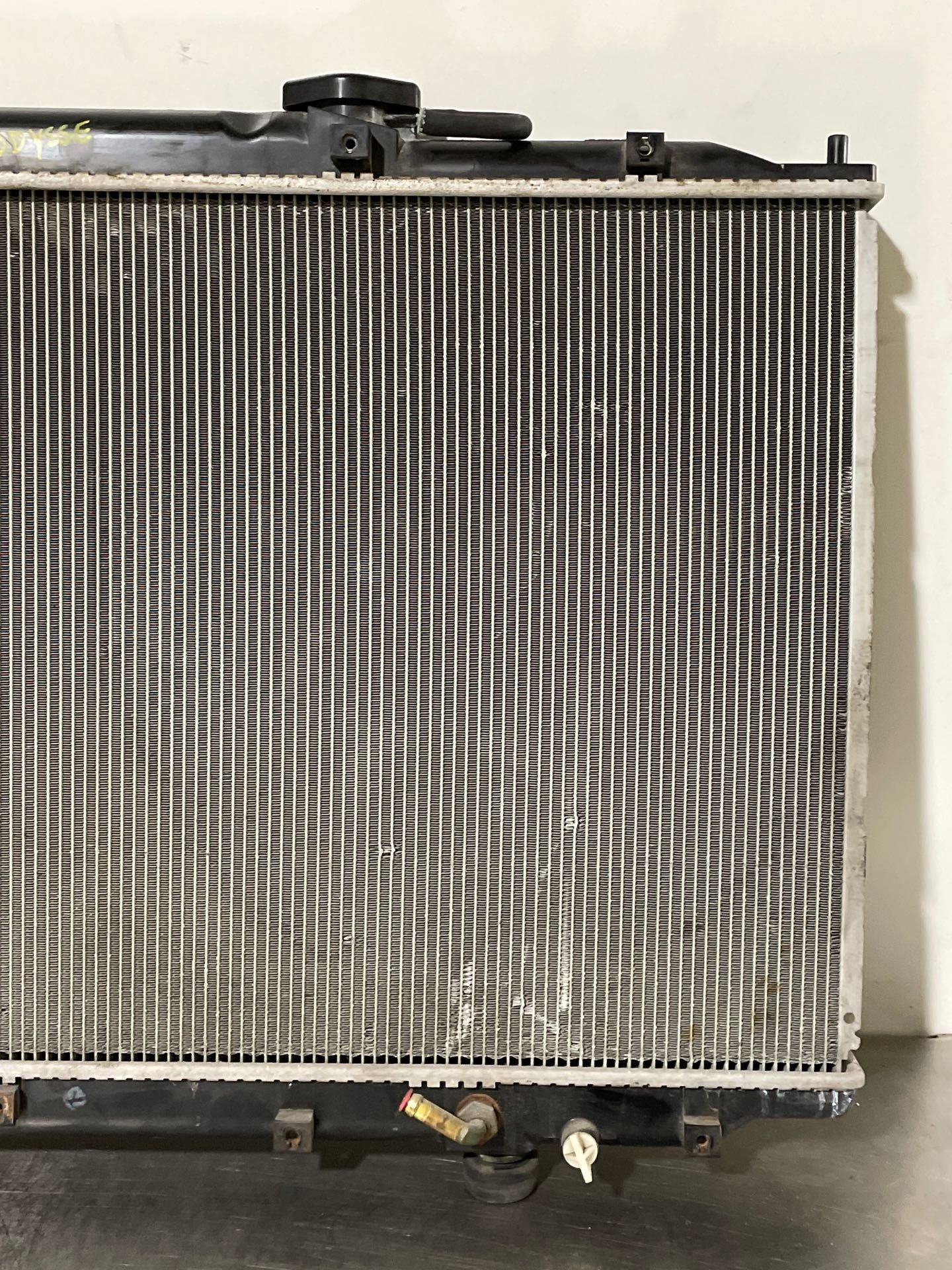 An application scenario or product detail of 2005 honda odyssey radiator outlet size - Image 23