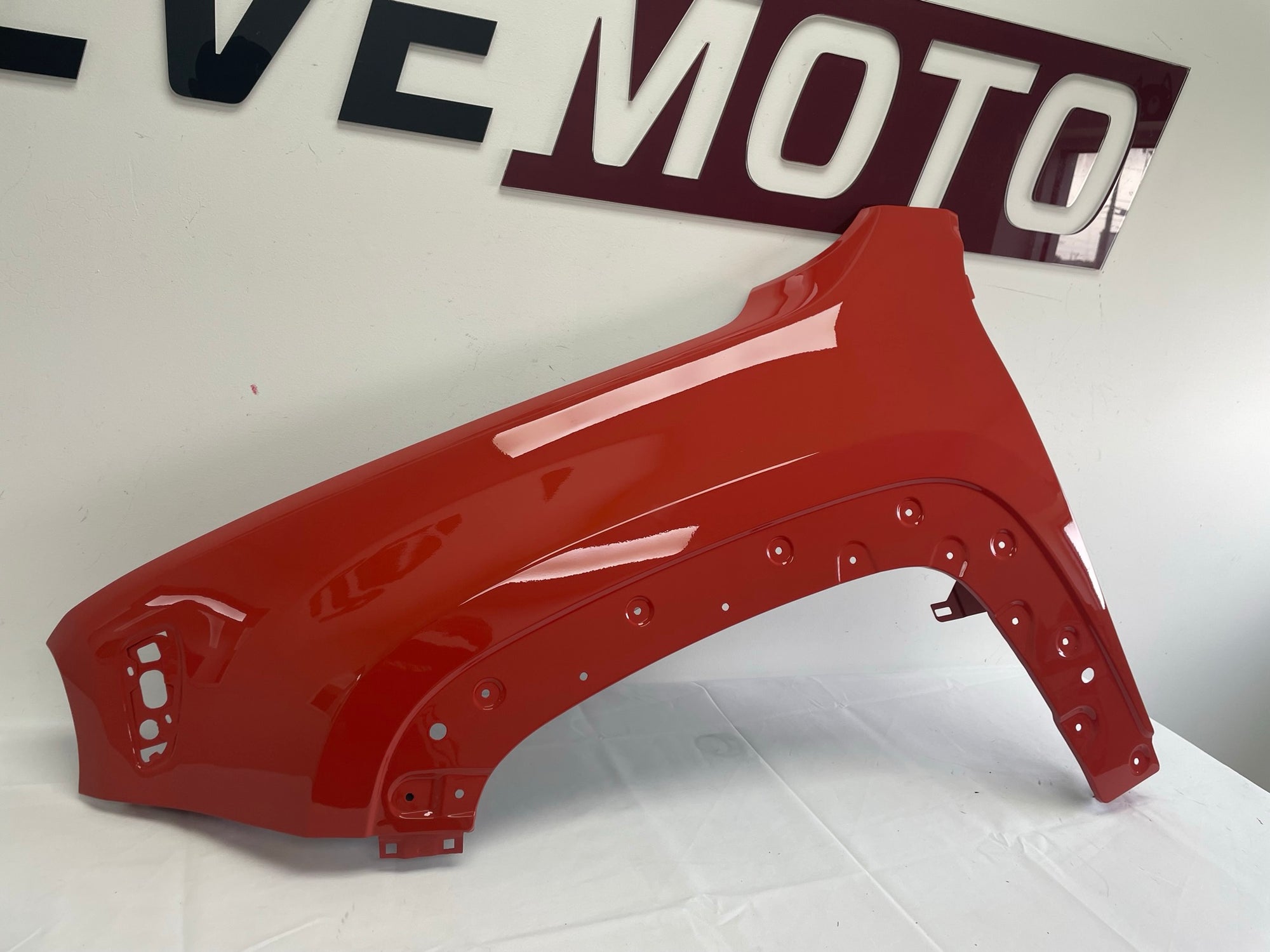 An application scenario or product detail of 2015-2021 jeep renegade front left driver s fenders - Image 21