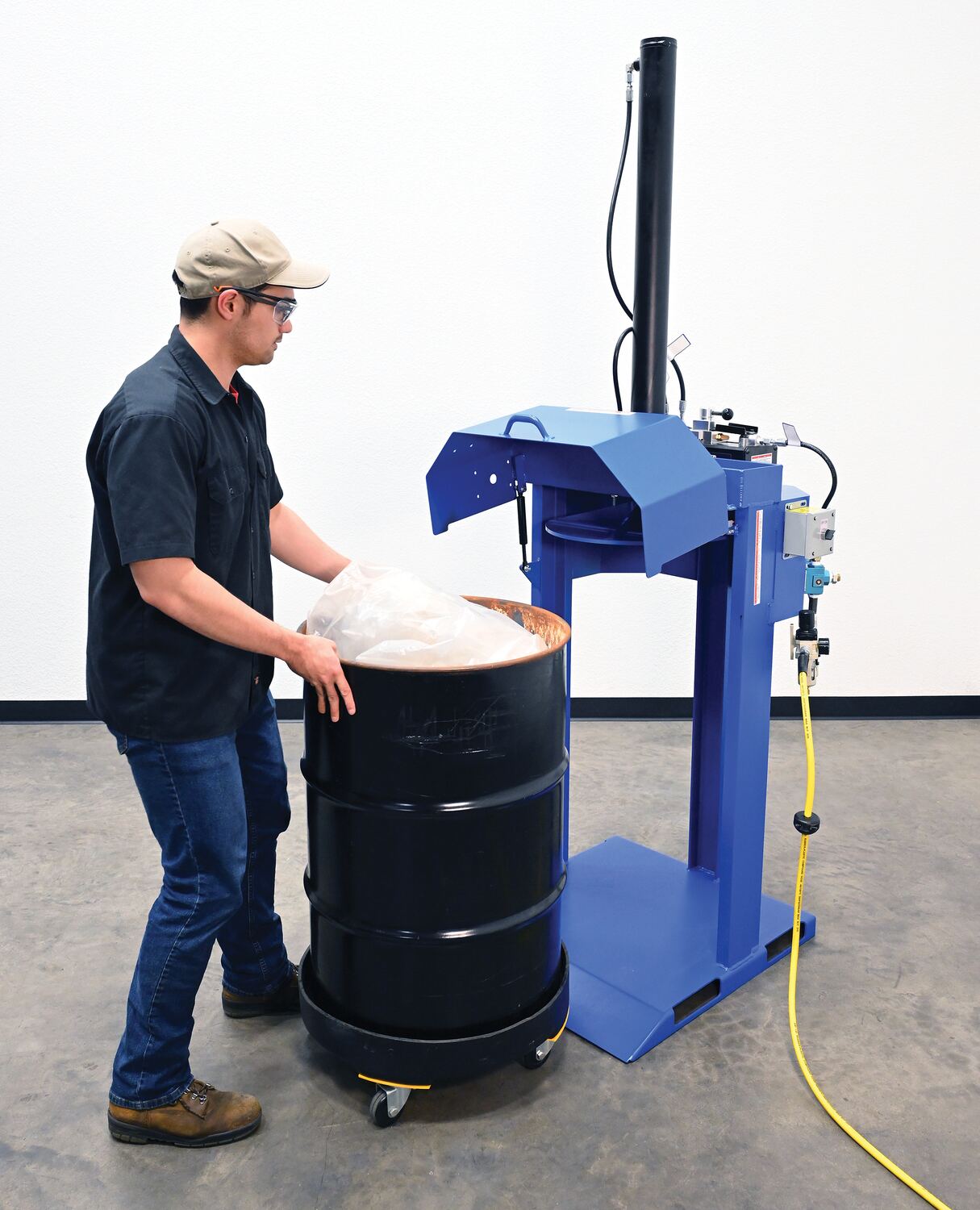 An application scenario or product detail of 25 gallon drums - Image 24