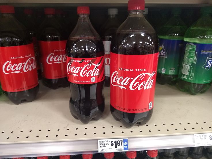 An application scenario or product detail of 3 liter coke bottle - Image 12