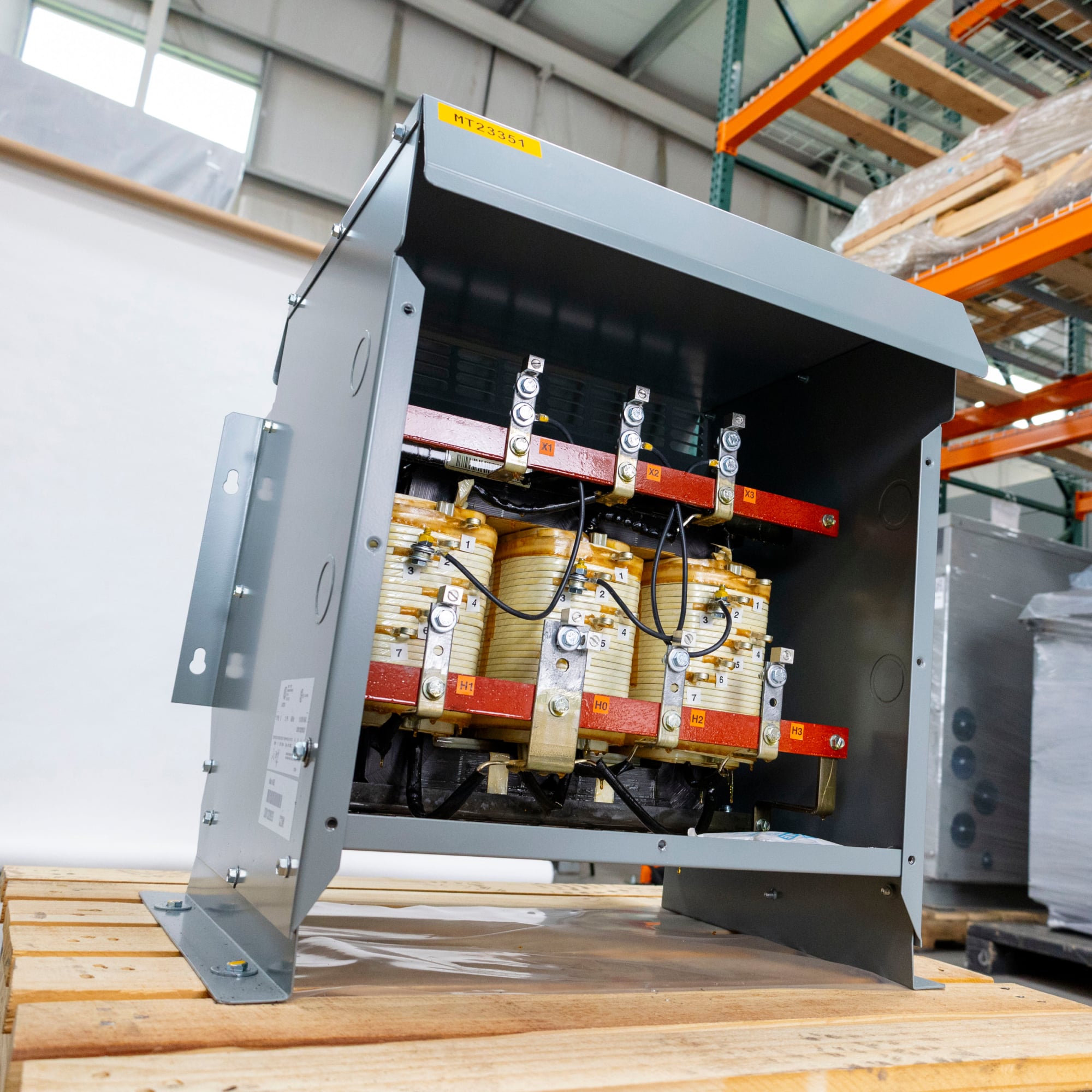 An application scenario or product detail of 3 phase transformers - Image 3