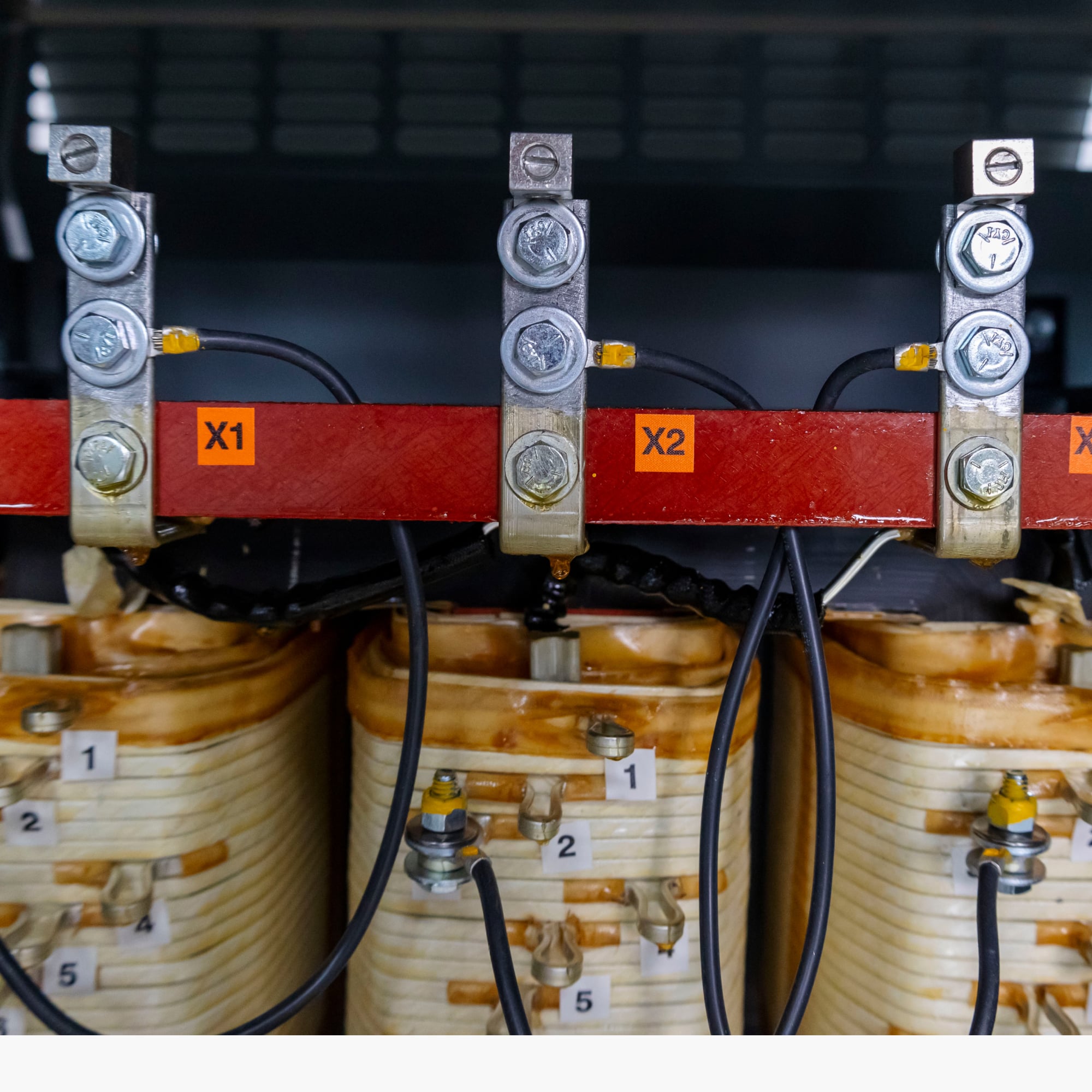 An application scenario or product detail of 3 phase transformers - Image 8