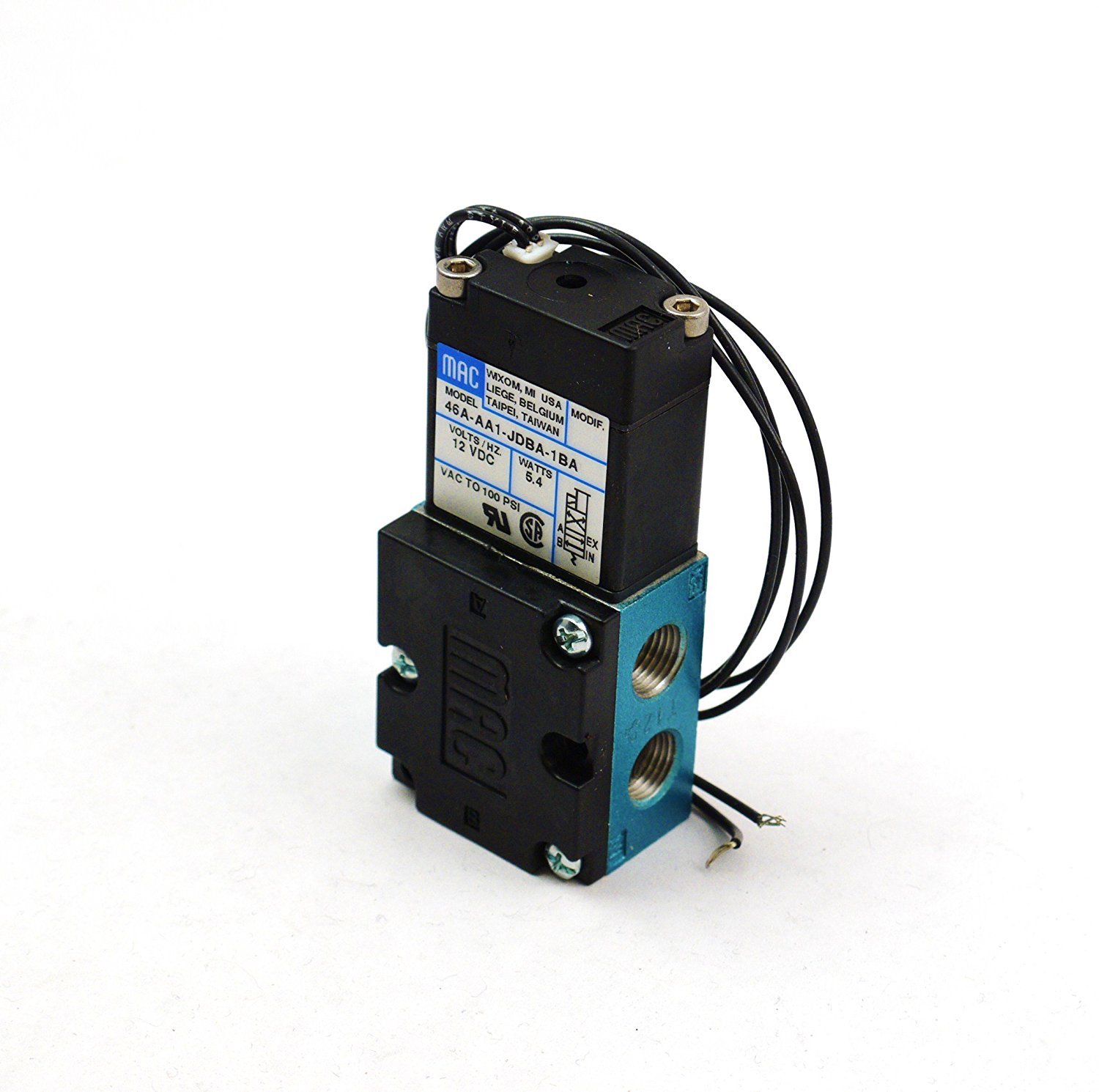 An application scenario or product detail of 4 port solenoid valve - Image 1