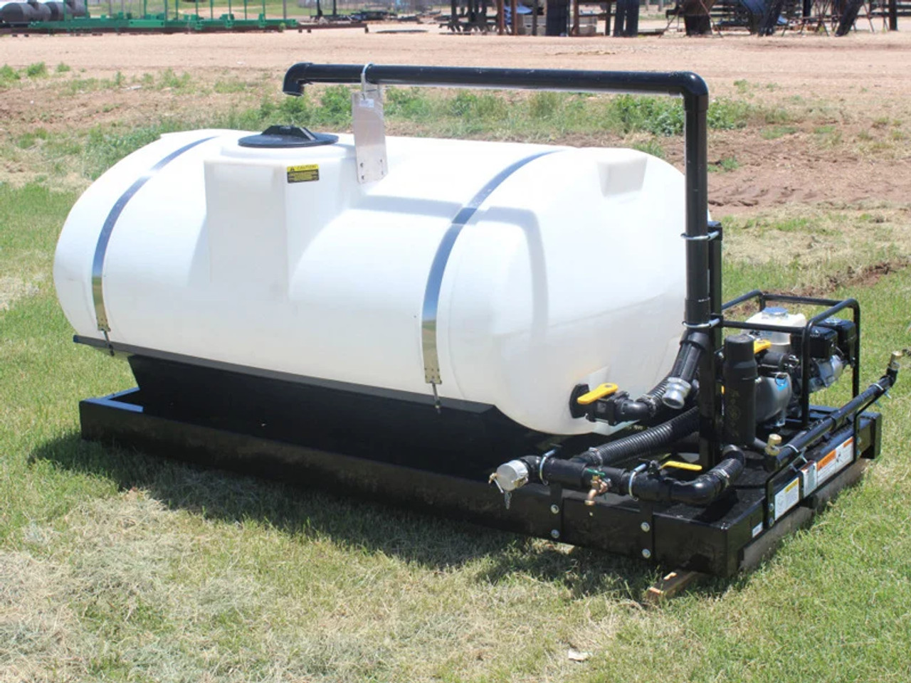 An application scenario or product detail of 500 gallon drum - Image 1