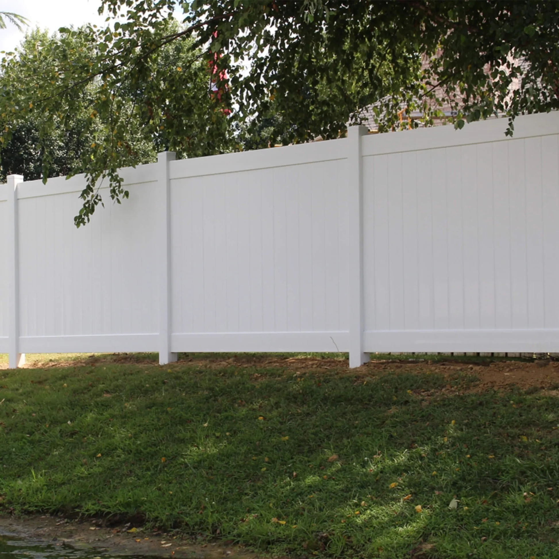 An application scenario or product detail of 6x8 vinyl fence panels - Image 12