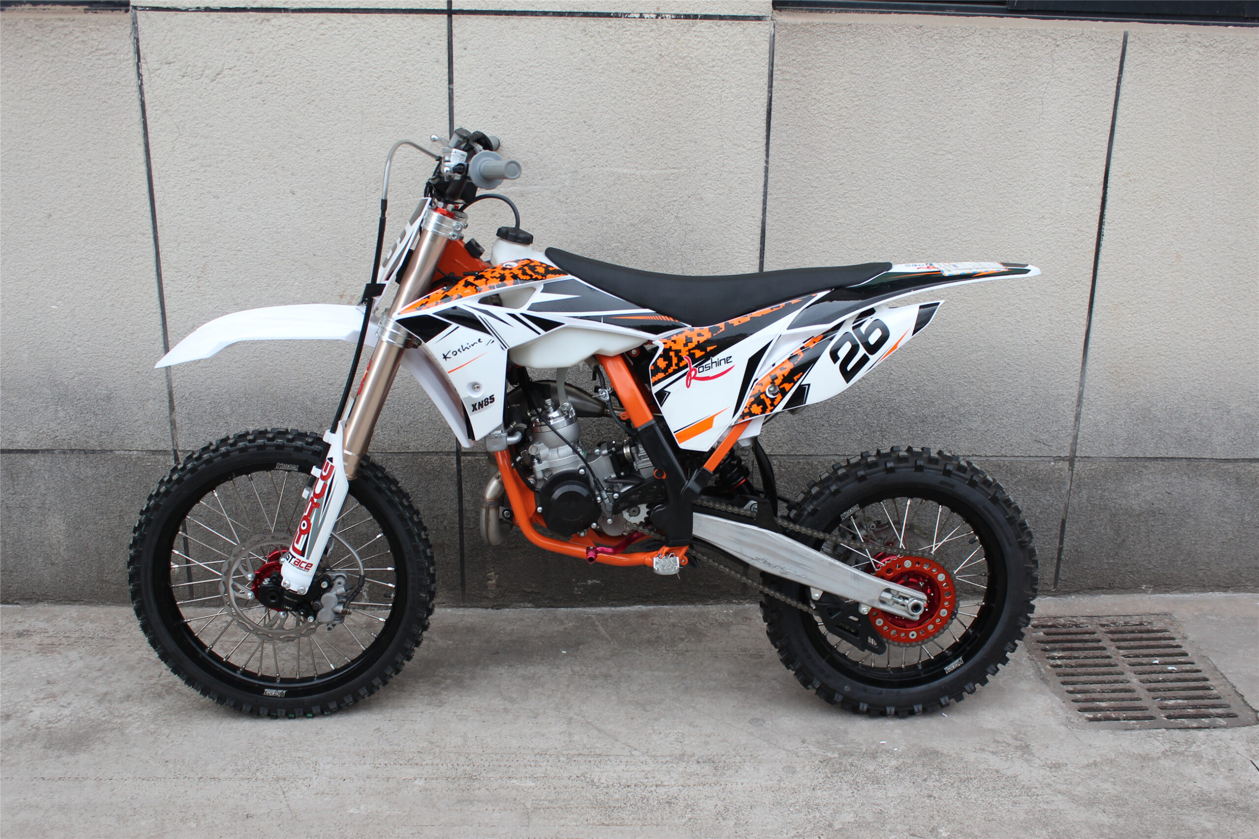 An application scenario or product detail of 85cc dirt bike - Image 12