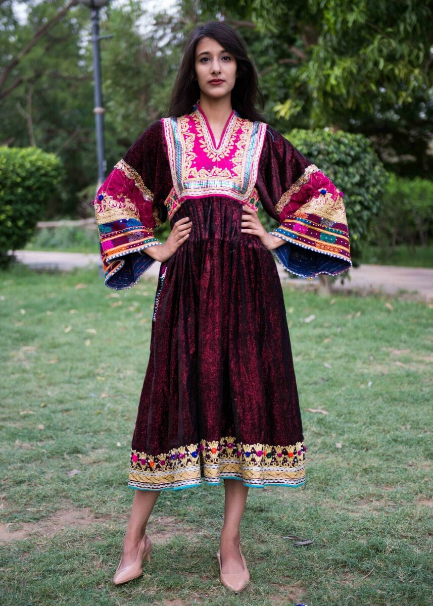 Featured image for the afghani dress guide