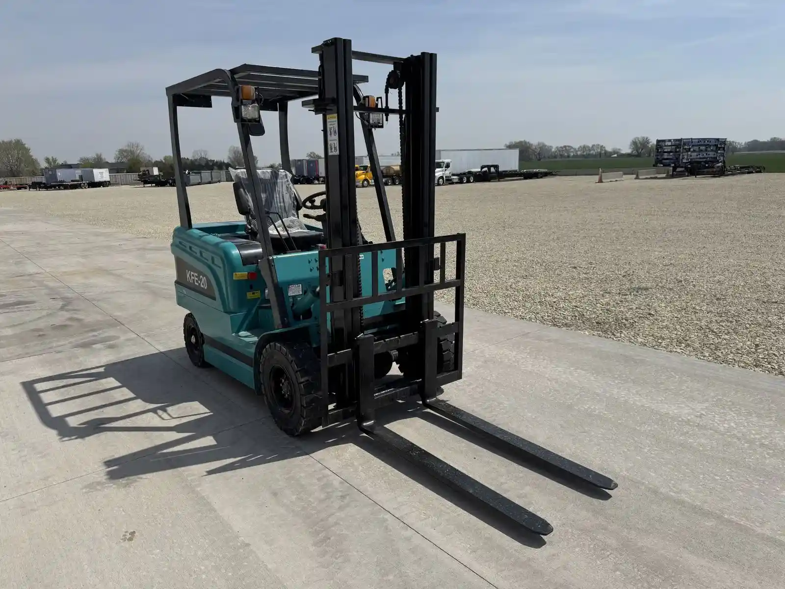 An application scenario or product detail of agt forklift - Image 14