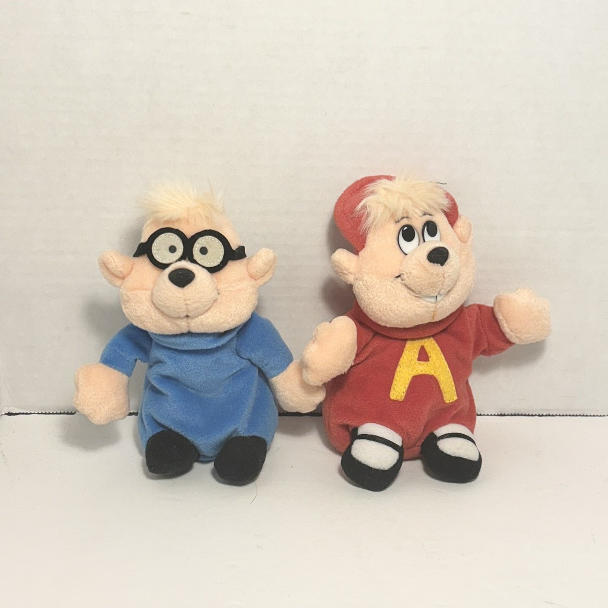 An application scenario or product detail of alvin and the chipmunks plush - Image 3