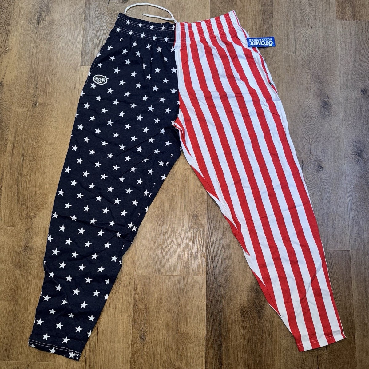 An application scenario or product detail of american flag pants - Image 12