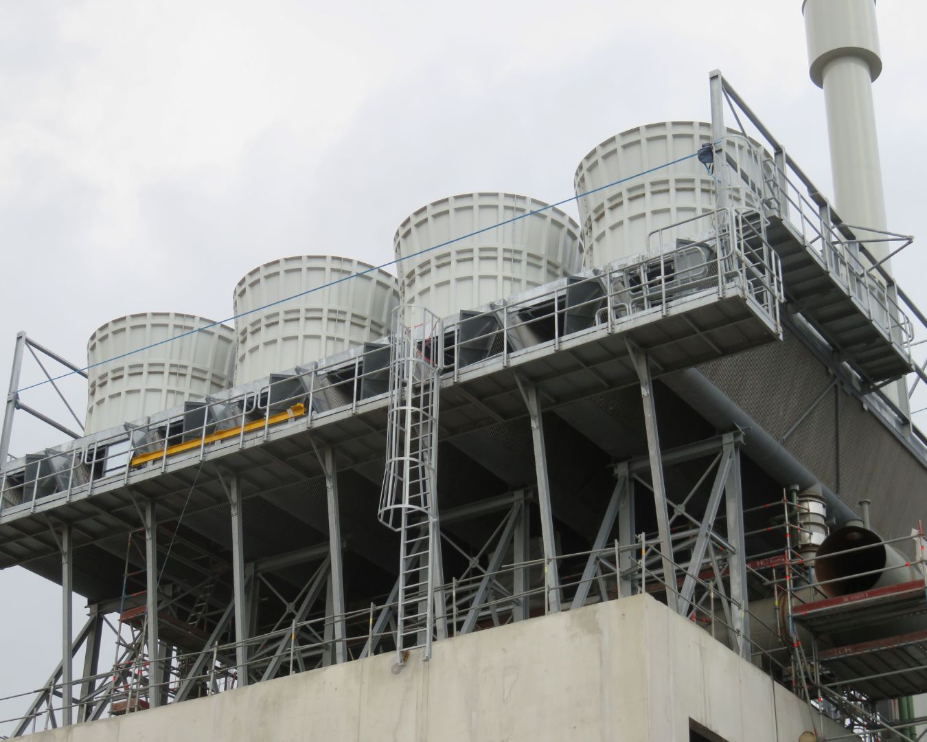 An application scenario or product detail of an induced draft air cooled condenser - Image 15
