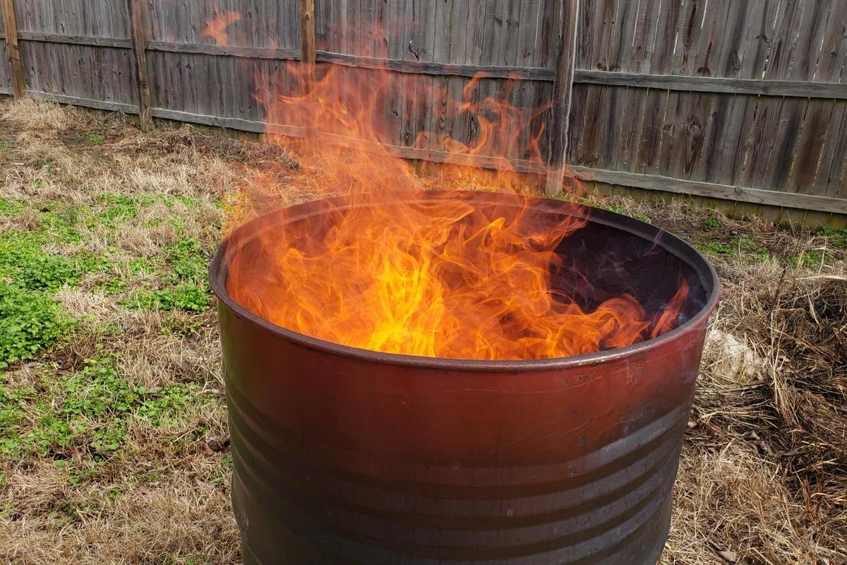 An application scenario or product detail of are burn barrels legal in ny - Image 4