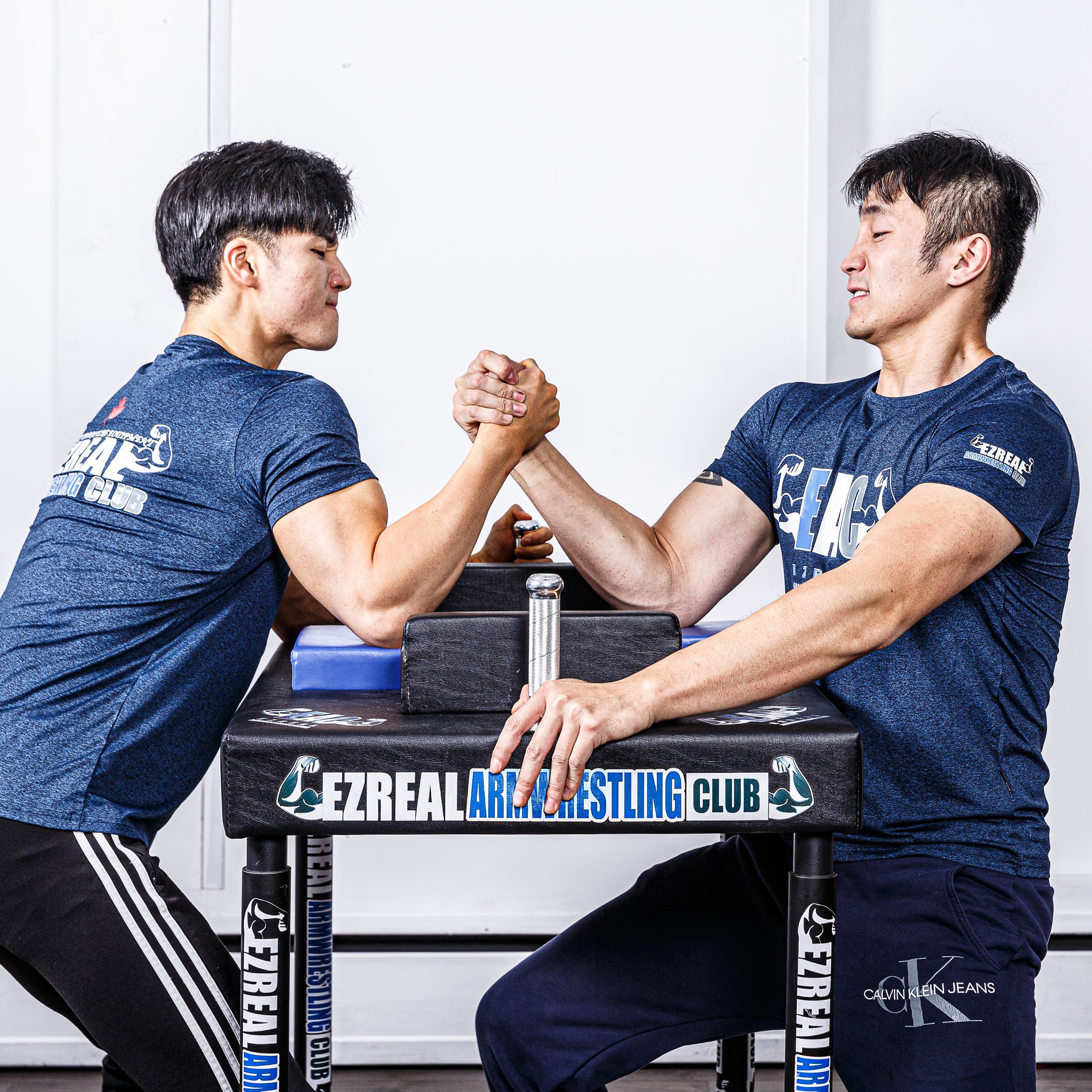 An application scenario or product detail of armwrestling table - Image 7