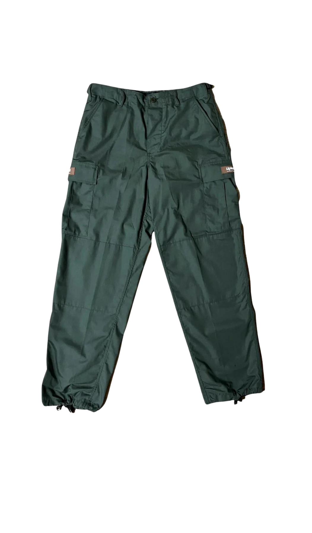 An application scenario or product detail of army green cargo pants - Image 5