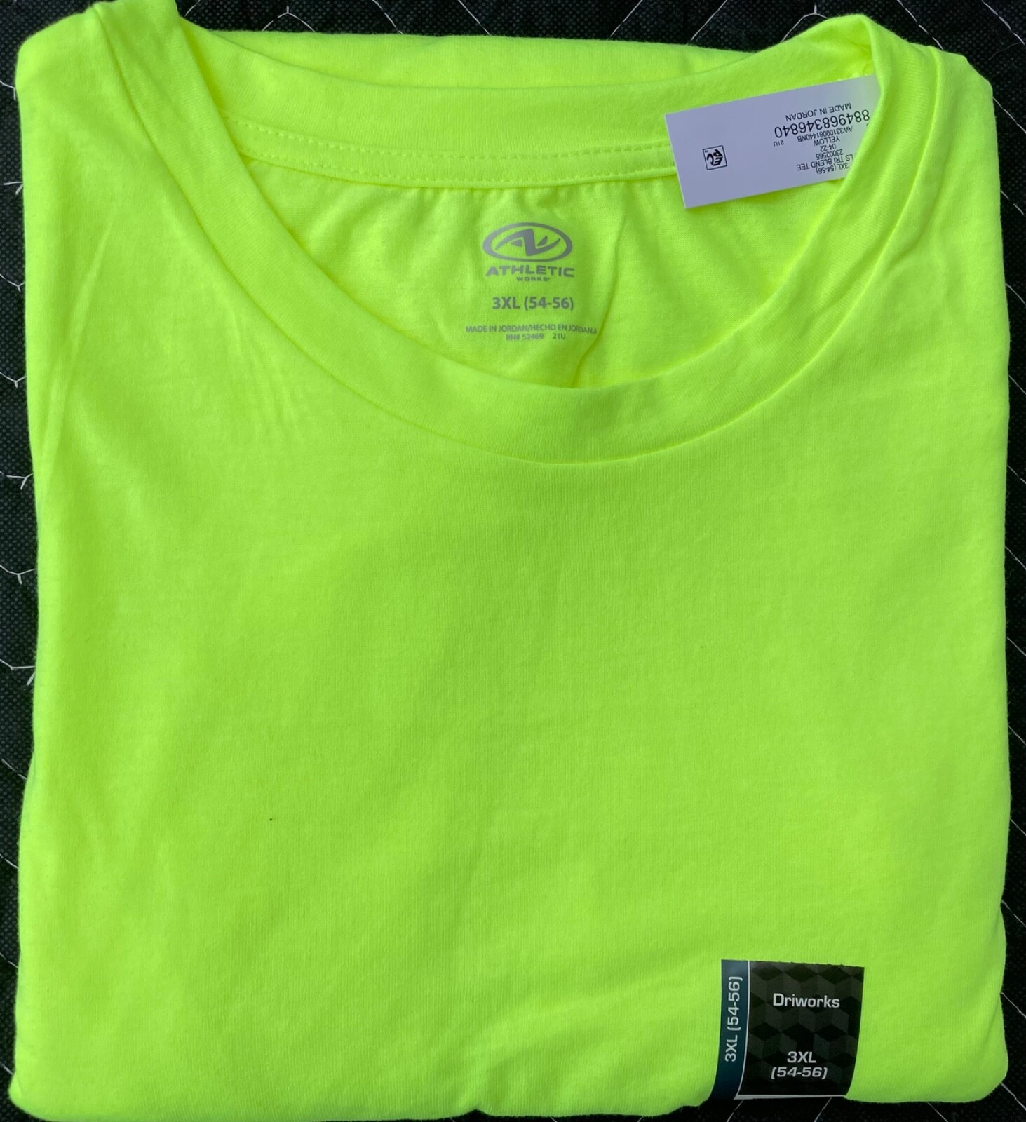 An application scenario or product detail of athletic works shirts - Image 4