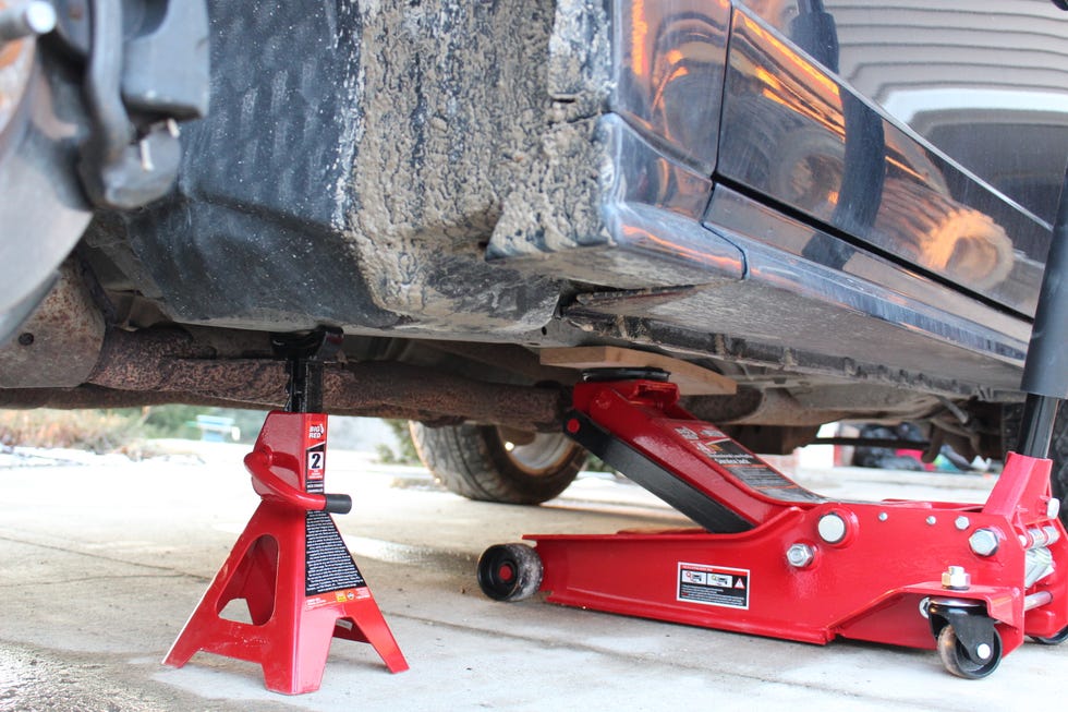 An application scenario or product detail of automobile stand - Image 14