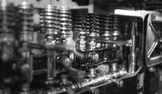 An application scenario or product detail of automotive nuts bolts - Image 12