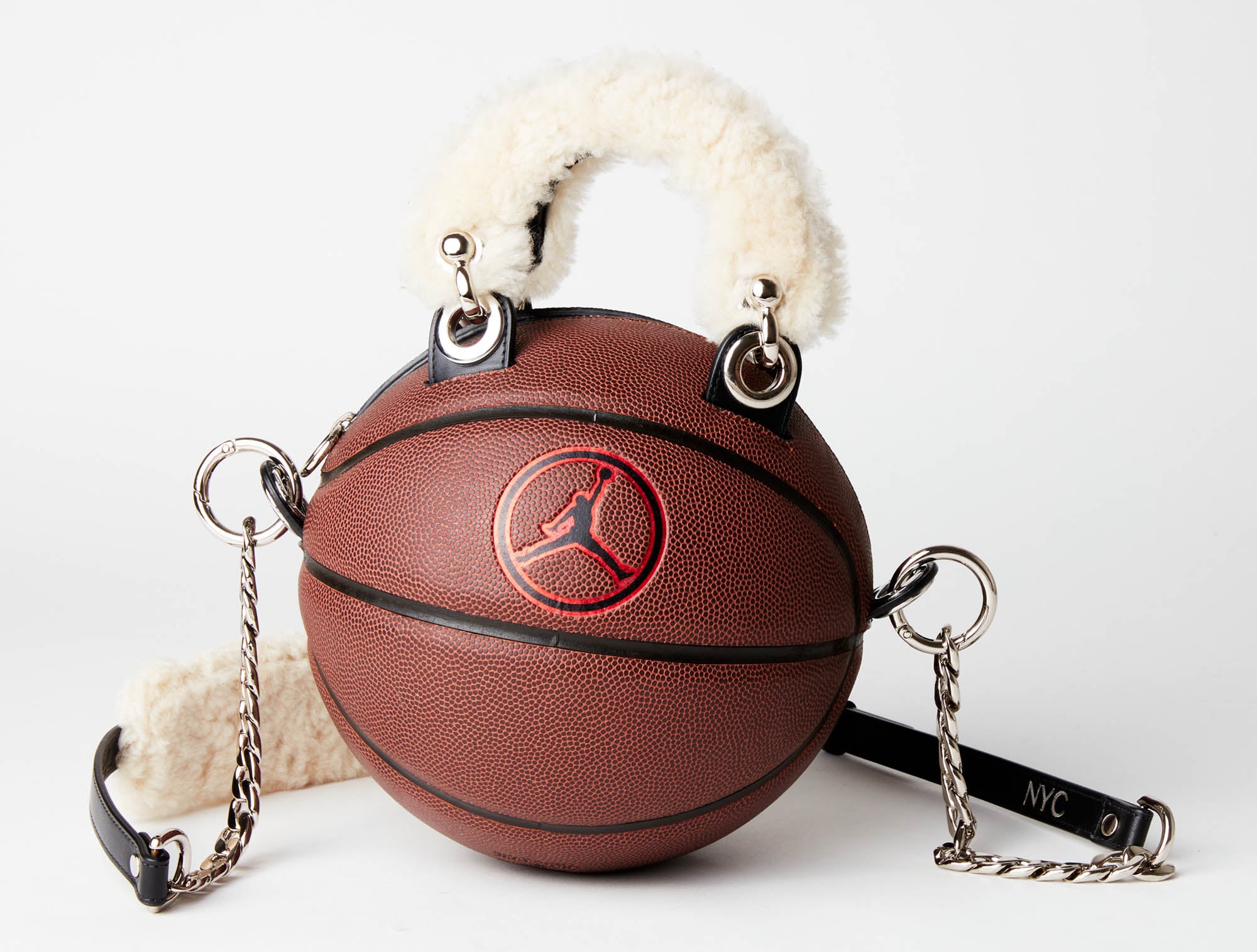 An application scenario or product detail of basketball purse - Image 22
