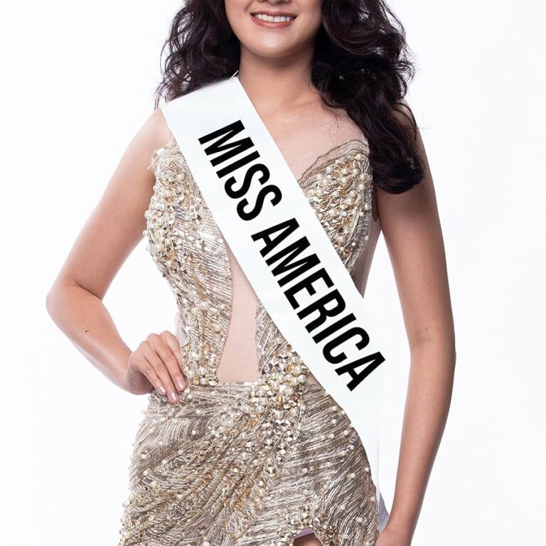 Featured image for the beauty pageant sash guide