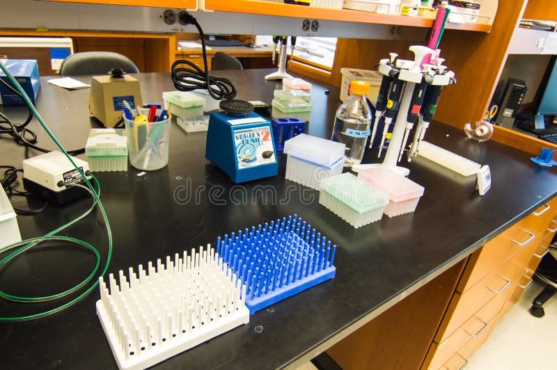 An application scenario or product detail of bench laboratory - Image 15