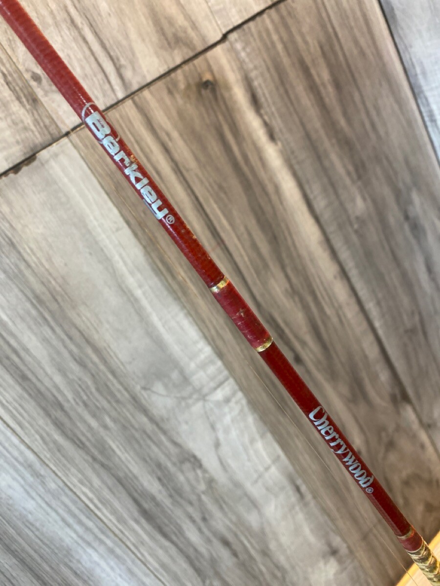 An application scenario or product detail of berkley cherrywood graphite - Image 14