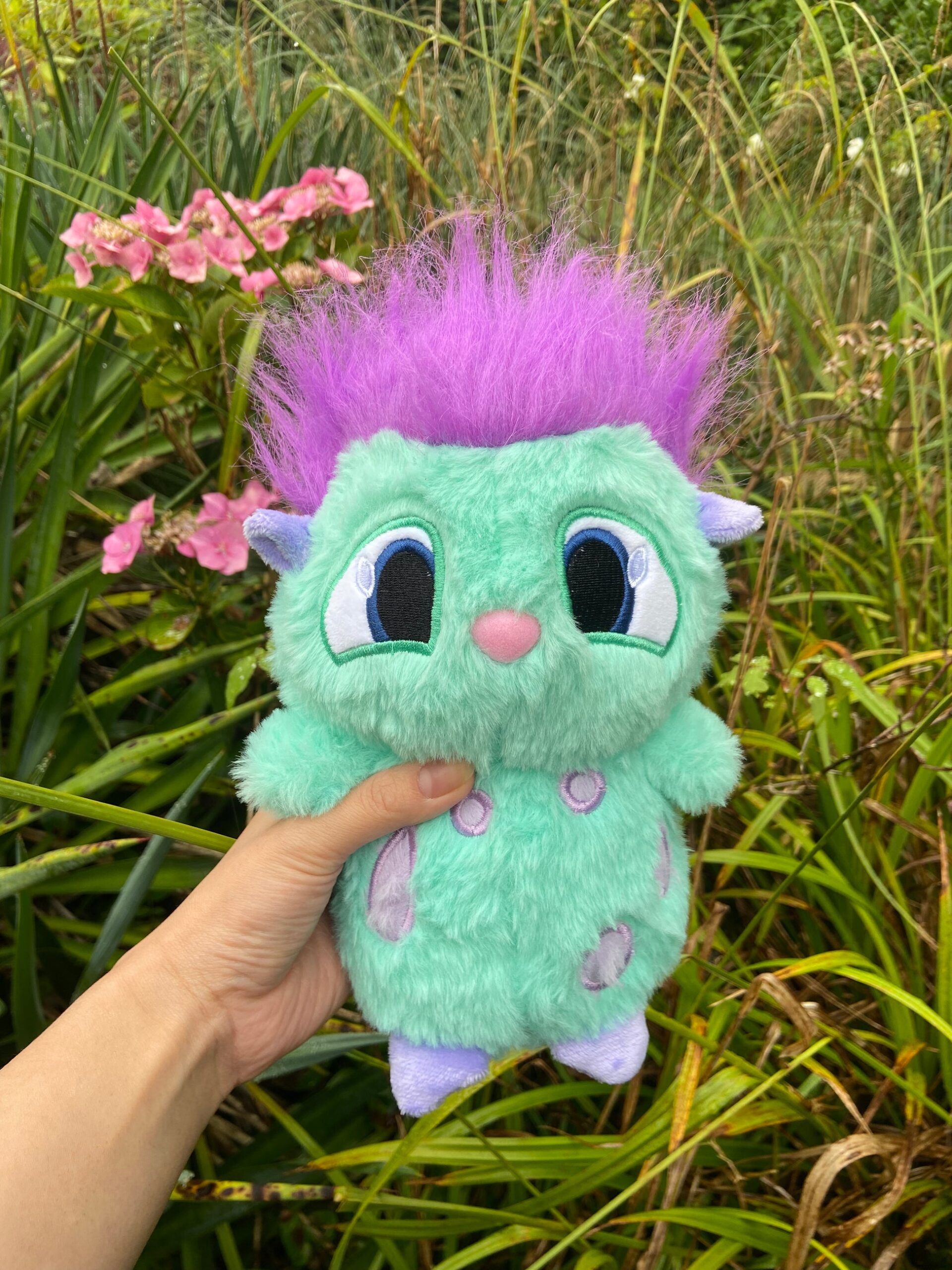 An application scenario or product detail of bibble plush - Image 13