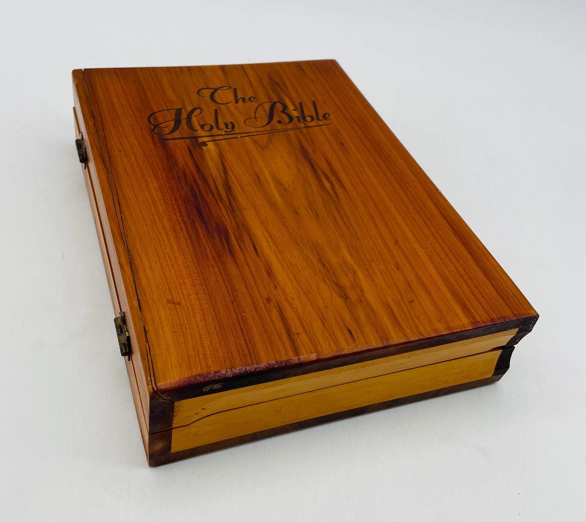 An application scenario or product detail of bible storage box glass top - Image 18