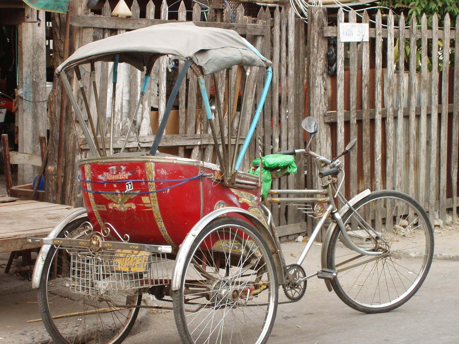An application scenario or product detail of bicycle rickshaw - Image 9