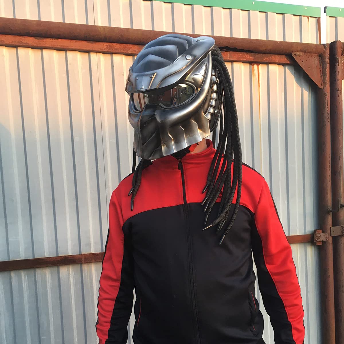 An application scenario or product detail of bike predator helmet - Image 11