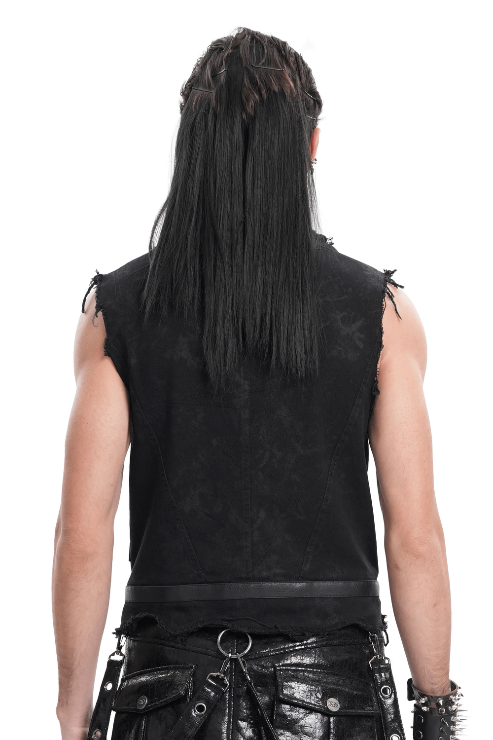 An application scenario or product detail of black cloak vest men - Image 15
