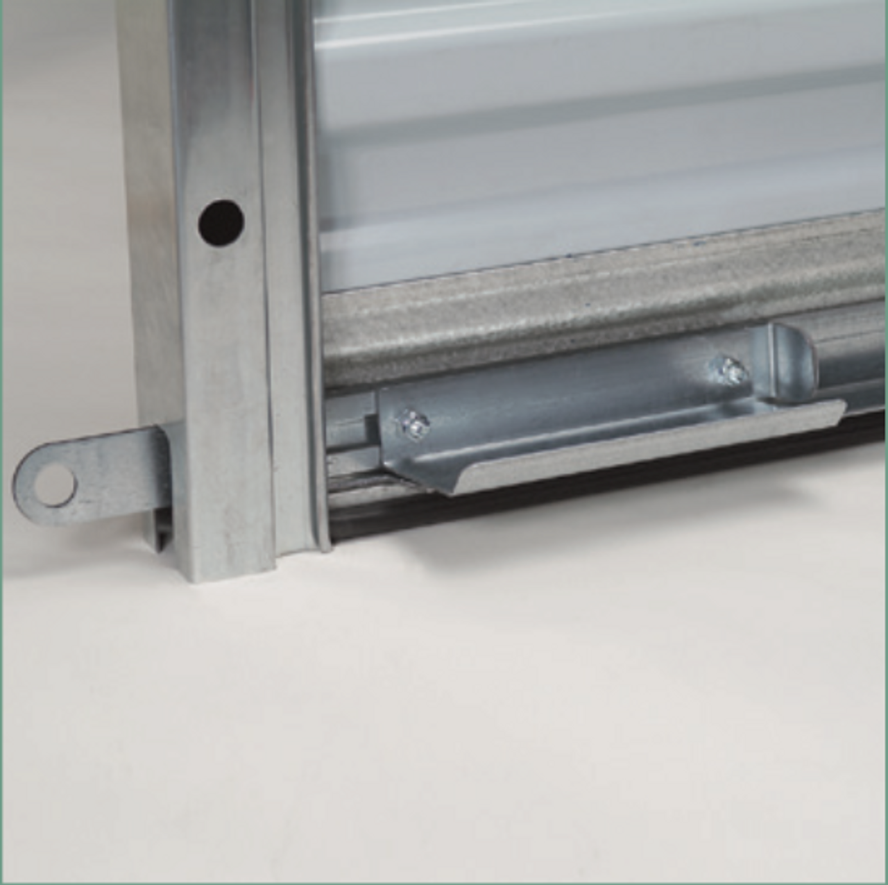 An application scenario or product detail of bottom door latch - Image 2