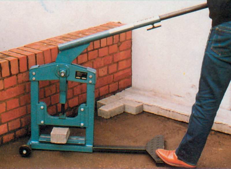 An application scenario or product detail of brick cutter - Image 6