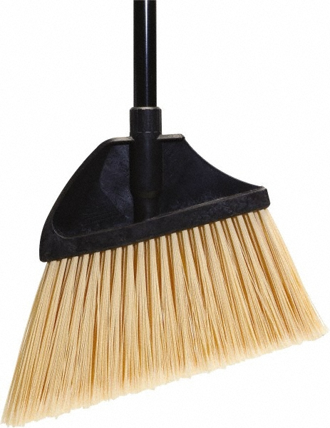 An application scenario or product detail of broom with metal bristles - Image 14