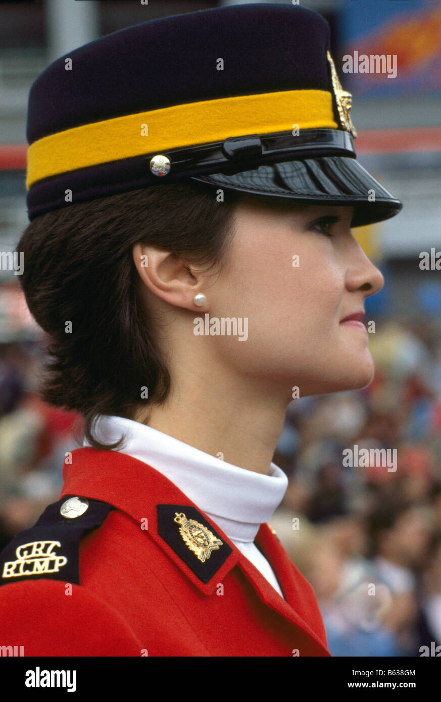 An application scenario or product detail of canadian mountie hat - Image 14