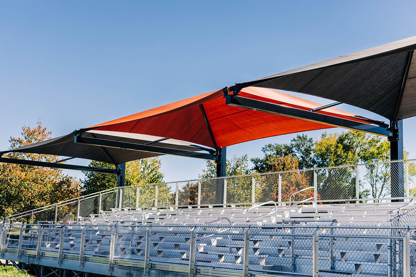 An application scenario or product detail of cantilever canopy - Image 17