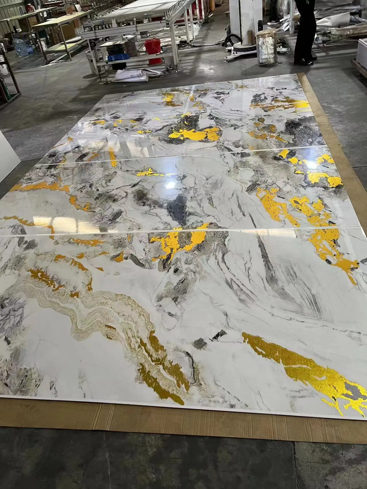 An application scenario or product detail of carbon slate panels - Image 14