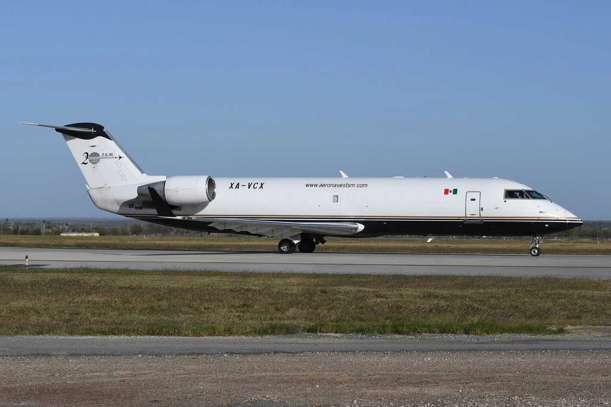 An application scenario or product detail of cargo aircraft for sale - Image 11