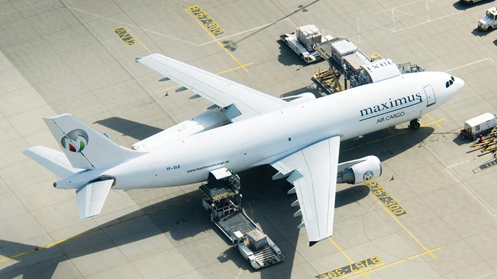 An application scenario or product detail of cargo aircraft for sale - Image 24