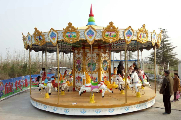 An application scenario or product detail of carousel for sale - Image 12