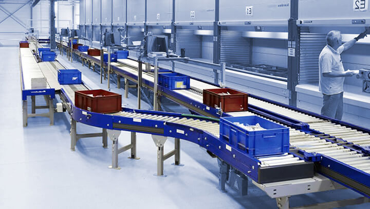 An application scenario or product detail of case conveyors - Image 6