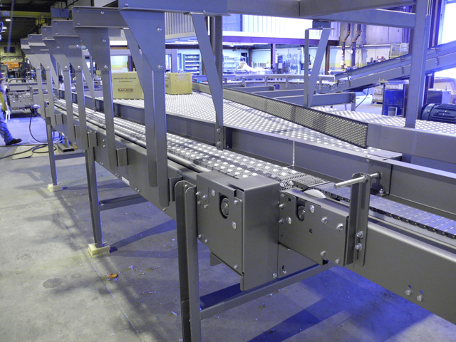 An application scenario or product detail of case conveyors - Image 16