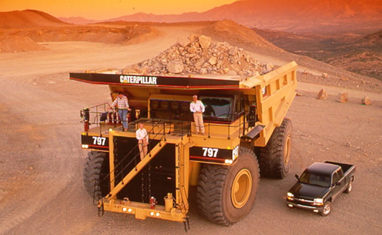 An application scenario or product detail of caterpillar truck price - Image 9
