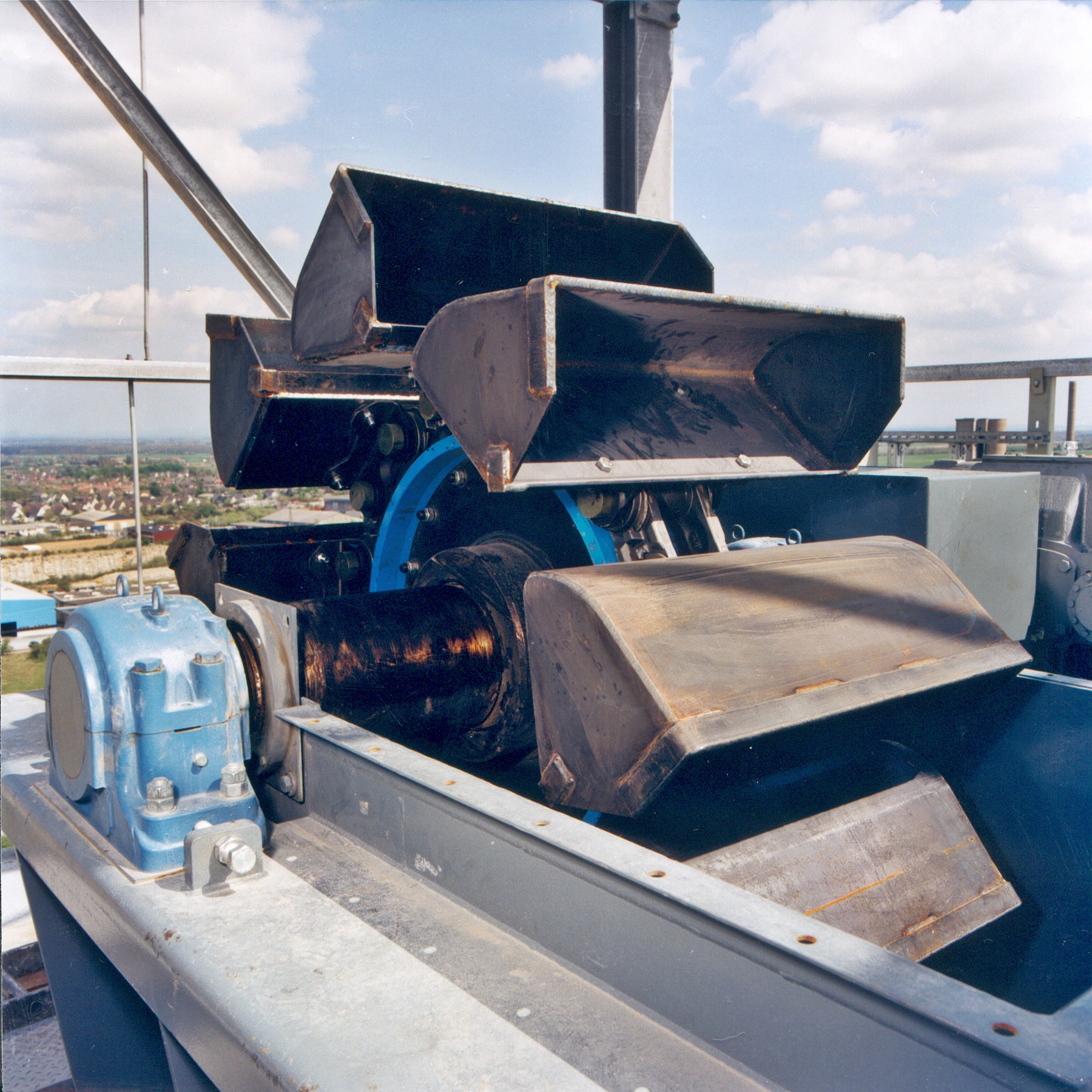 An application scenario or product detail of chain bucket conveyor - Image 13
