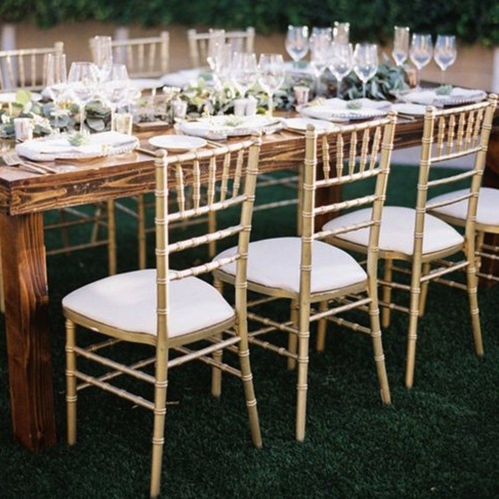 An application scenario or product detail of chiavari chairs for sale - Image 17