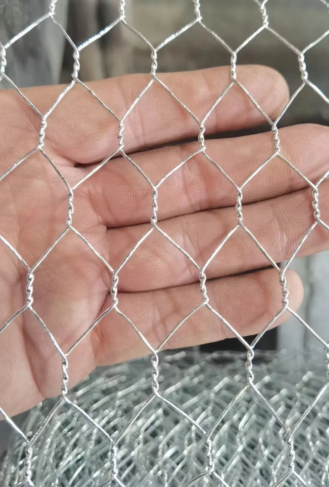 An application scenario or product detail of chicken wire types - Image 14