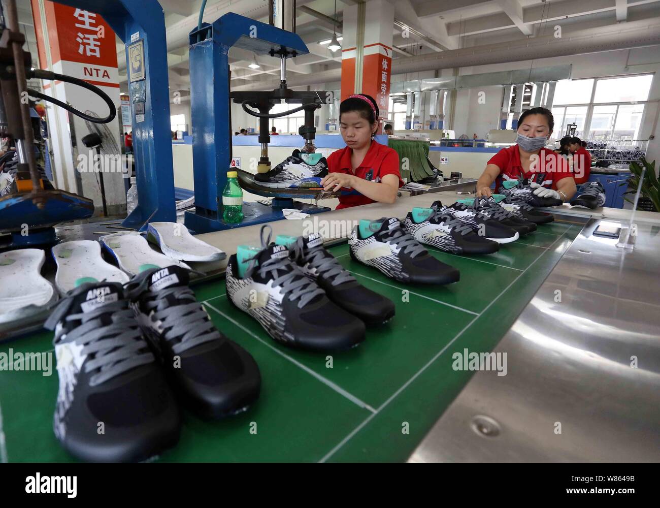 An application scenario or product detail of chinese shoes - Image 12